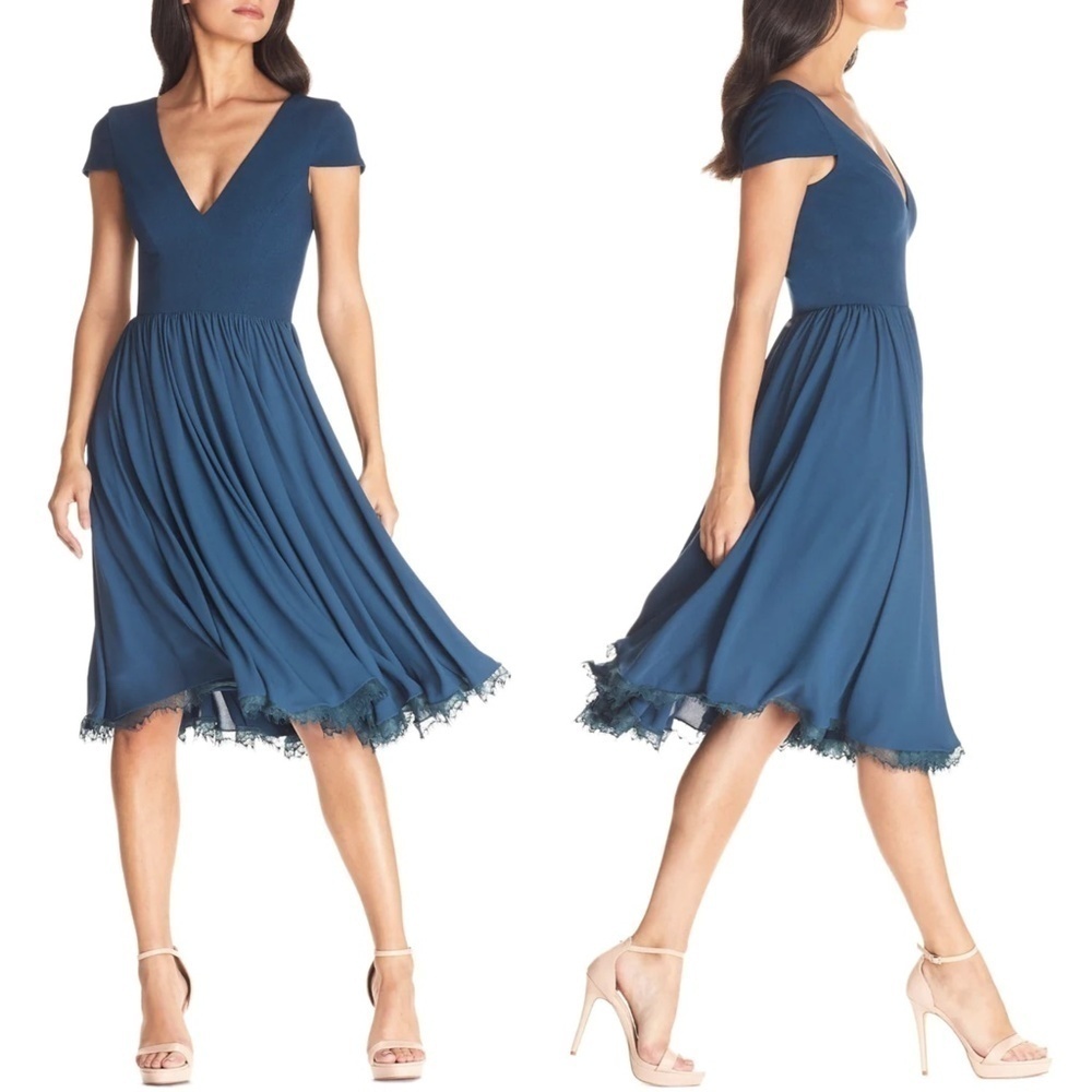 NWT Dress the Population Corey V Neck Short Sleeve Chiffon Lace Trim Mid…